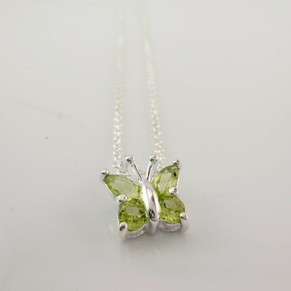 Pretty Natural Green Peridot Butterfly Necklace - Picture 4 of 11